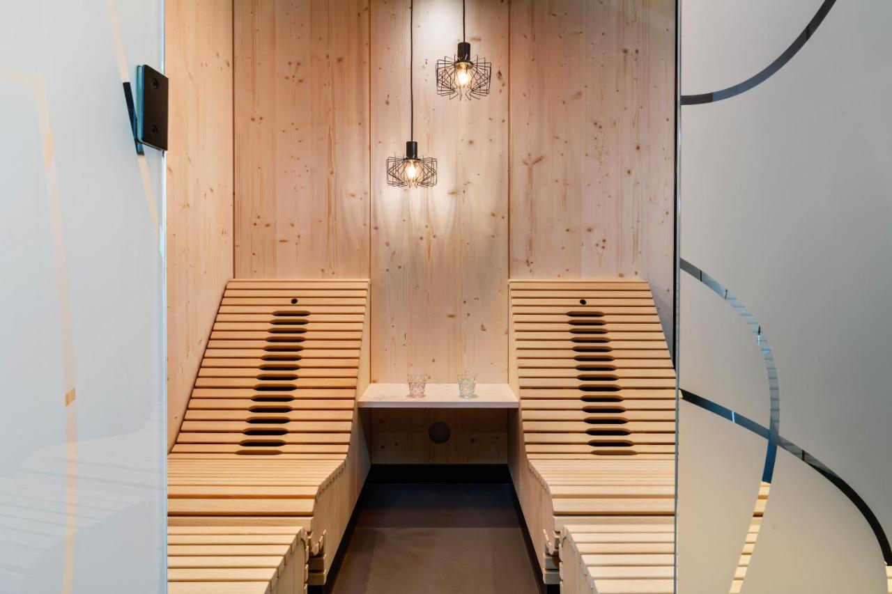 Romantik Hotel Schweizerhof & Spa Flims Exteriör bild